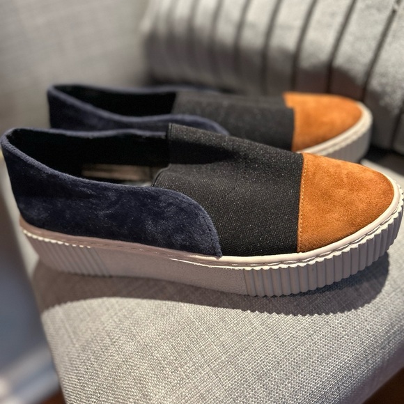 LOGO by Lori Goldstein - Platform Sneakers - LI-Sylvie - Navy - Size 6 - Picture 4 of 7